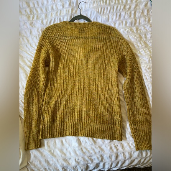 Yellow Scotch and Soda size small V-Neck sweater - Picture 2 of 2